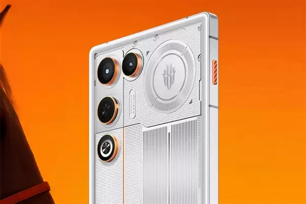 红魔高管喊话友商:所有跟进风扇的友商都欠红魔一句感谢