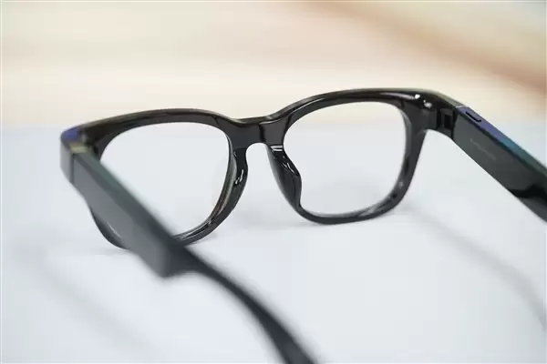 苹果首款智能眼镜最快二季度发布!供应链称产品非常漂亮