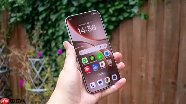 国屏之光!天马出样0.8mm四等边直屏:史上最窄边框来了