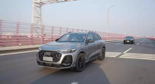 全系标配智混+华为乾崑智驾 全新奥迪Q5L正式上市售xxx万起