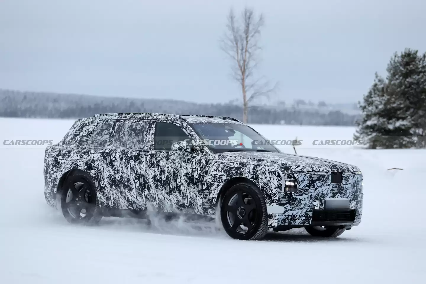 下一代劳斯莱斯库里南谍照曝光:设计更显力量感,有望采用纯电驱动