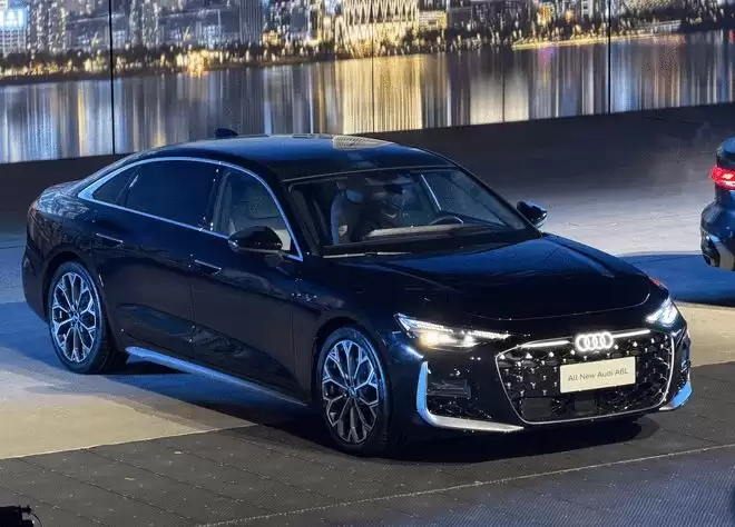 从 “商务” 变 “潮酷” 全新一汽奥迪A6L首秀亮相