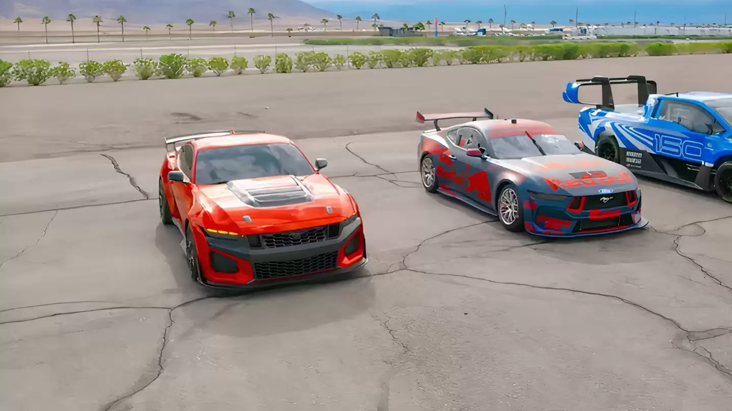 F1 冠军维斯塔潘试驾，福特最强 Dark Horse 跑车遭红牛“剧透”