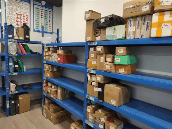 快递驿站风光不再:低价竞争与高成本困局