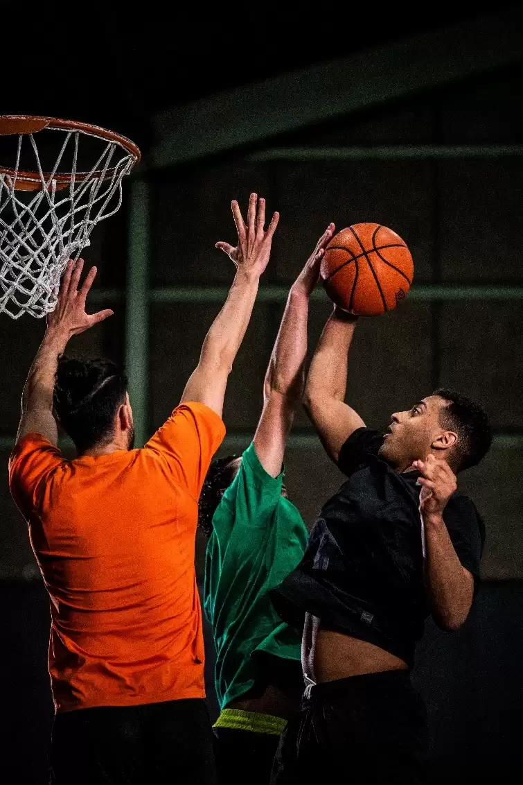 兼顾大光圈与轻量化的长焦变焦镜头 尼康 Z 70-180mm f/2.8今日开售