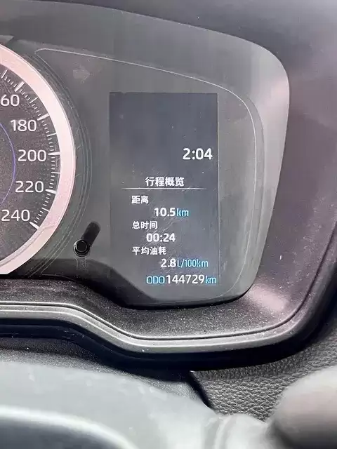 雷凌双擎实测：2万公里油耗4L，年养车成本不足万元