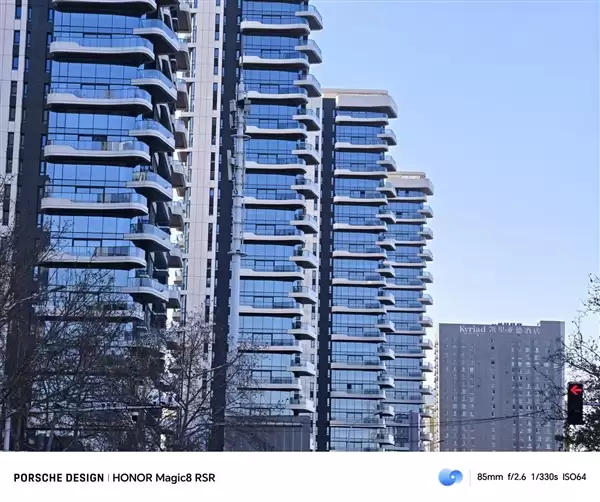 24GB内存！荣耀Magic 8 RSR保时捷设计首发评测：当今调教最好的第五代骁龙8至尊机皇