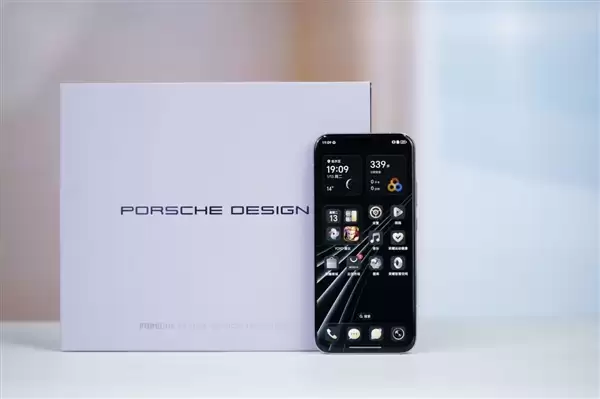 24GB内存！荣耀Magic 8 RSR保时捷设计首发评测：当今调教最好的第五代骁龙8至尊机皇