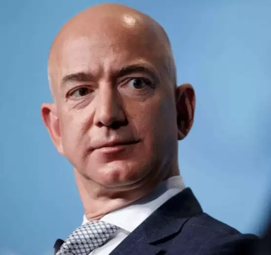 贝佐斯展望云端算力未来：像用电一样使用电脑性能