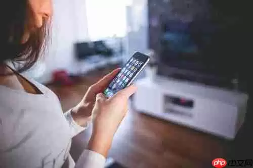 用户受够了!2026最讨厌手机趋势出炉:AI成硬件遮羞布居第一