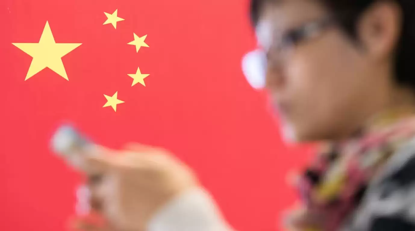 DeepSeek震惊硅谷将满一周年 金融时报：中国将赢得AI竞争