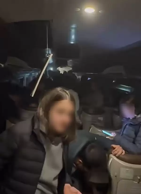 西班牙两列高铁突发出轨:已致21死超百人受伤