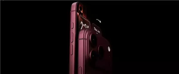 iPhone 18 Pro外观偷跑：苹果放弃药丸屏 升级为单挖孔