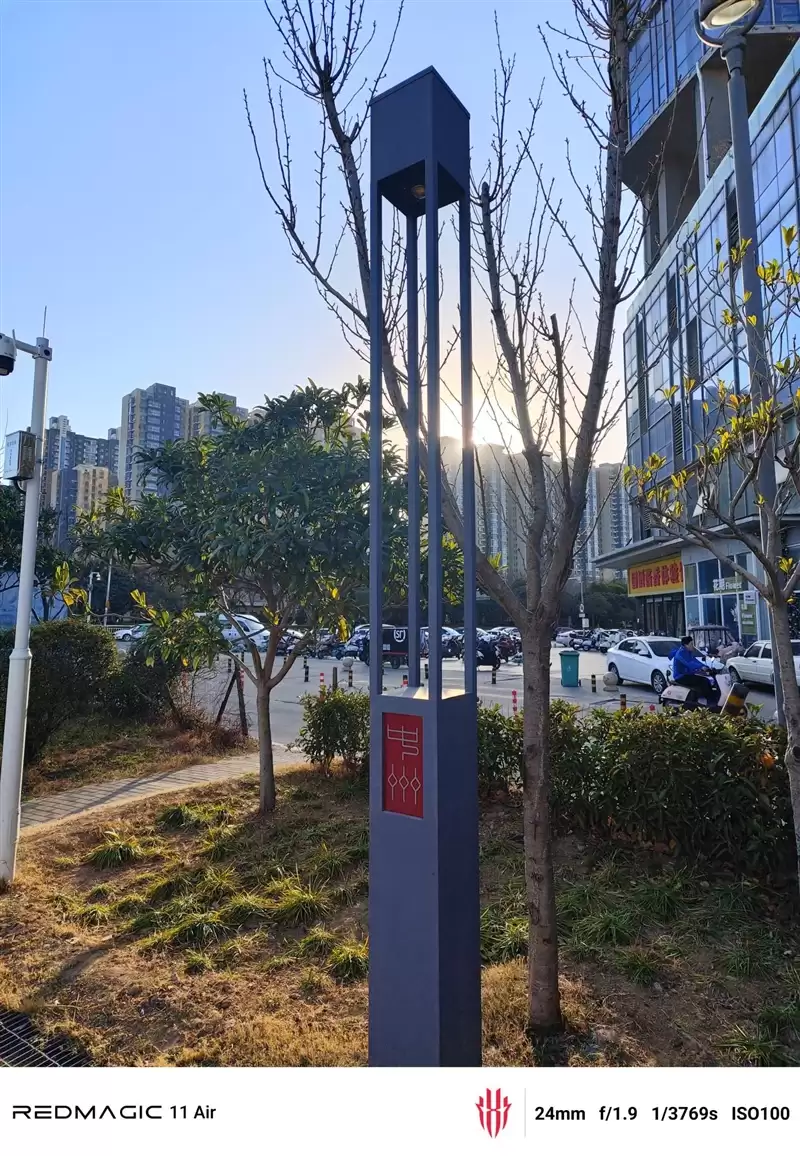 真全面+7000mAh电池 红魔11 Air全面评测:续航焦虑不存在的电竞机颜王!