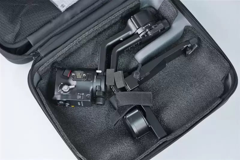 单兵增稳作战神器！大疆RS 5评测：全面进化的电控提壶 稳定器的第二套操作系统