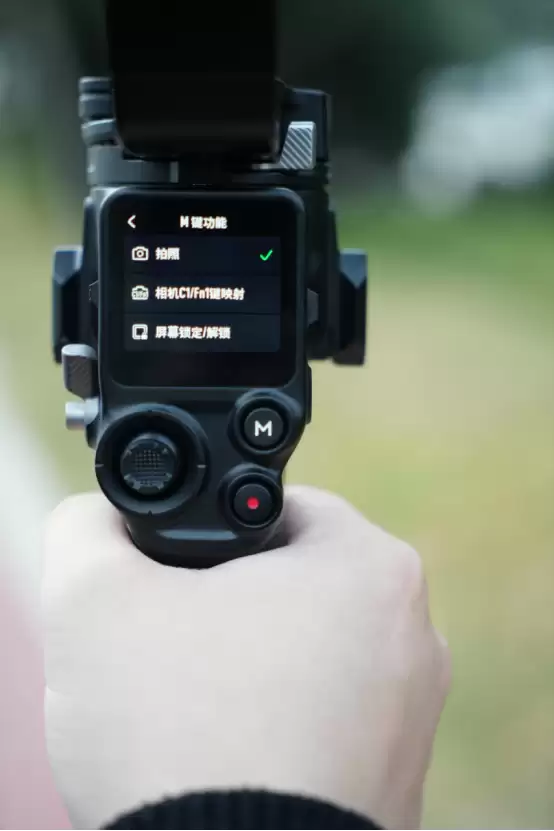 单兵增稳作战神器！大疆RS 5评测：全面进化的电控提壶 稳定器的第二套操作系统