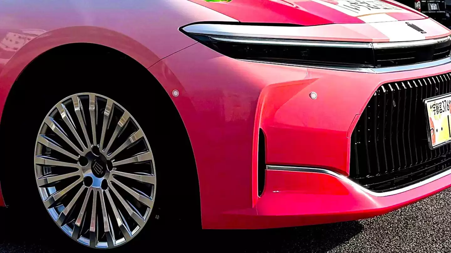 全球仅1辆：丰田最“甜”皇冠 Crown 轿车亮相