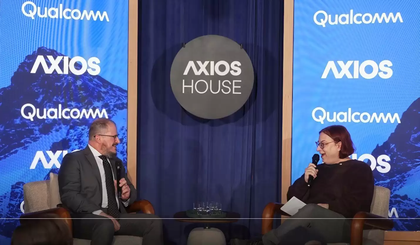 高通CEO安蒙谈“AI泡沫”：AI或被低估，但需要时间展开