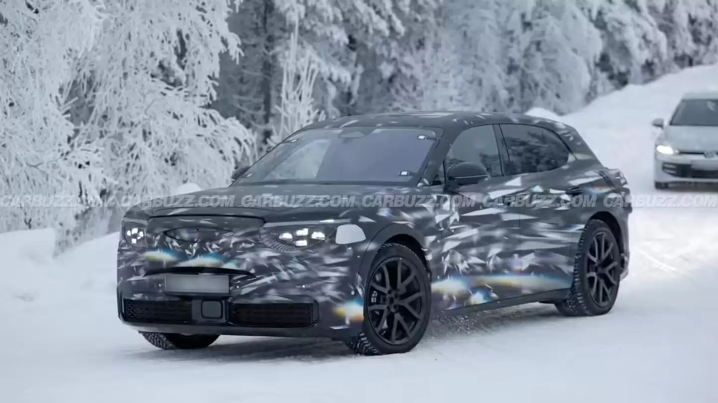 预计主打“小而美”,宾利全新纯电 SUV 最新谍照曝光