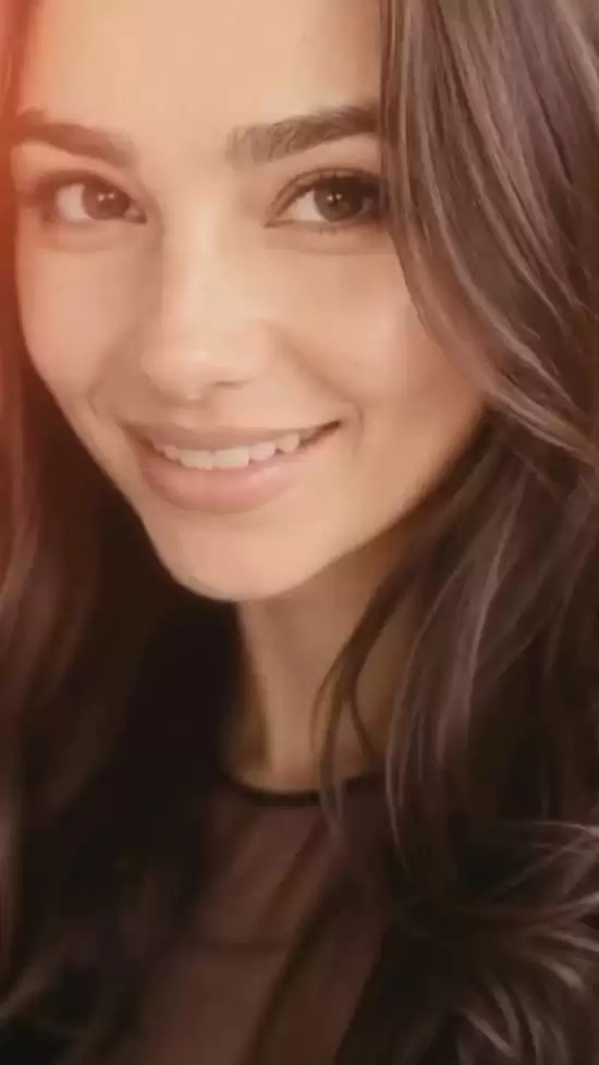 全球首个AI美女演员诞生！星爵演员破大防怒喷