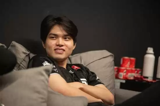 韩服神秘高分段玩家引爆AI猜想，真相竟是职业选手？