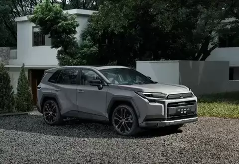 全新一代RAV4荣放上市，15.18万起售，三动力可选