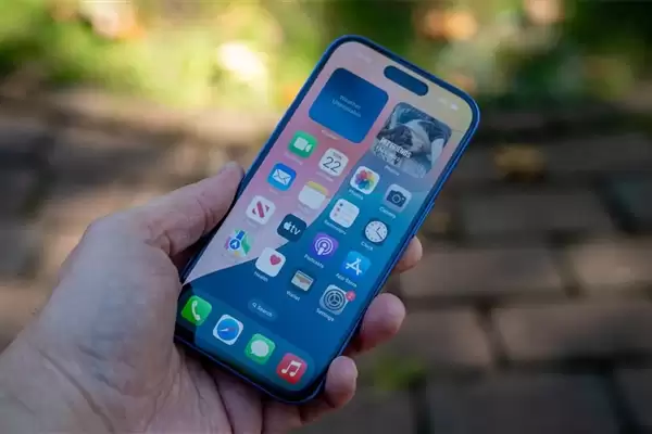 iPhone 18 Pro/17 Pro对比：灵动岛成功瘦身 史上首次