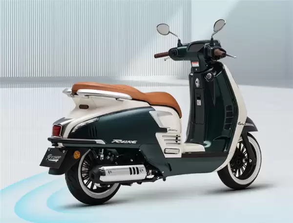 摩托车也卷飞了！赛科龙复古踏板RT250E上市：14999元起