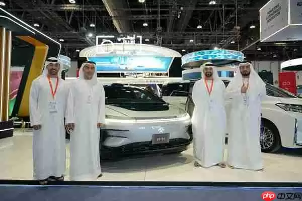 Faraday Future亮相UMEX 2026 吸引阿联酋政要亲临