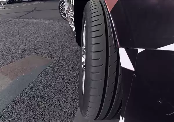 车长超5.3米的全尺寸 长城魏牌旗舰SUV谍照发布：转弯超灵活