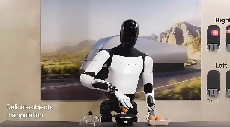 马斯克宣布特斯拉人形机器人Optimus将于2027年底前面向消费者上市