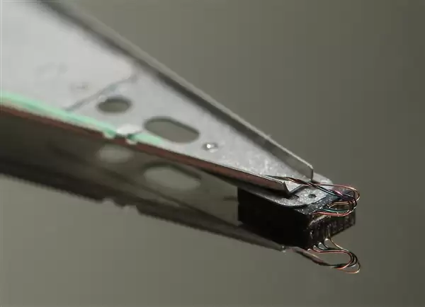 30TB TLC硬盘要价近8万:SSD涨太狠 单位成本已是HDD的16倍