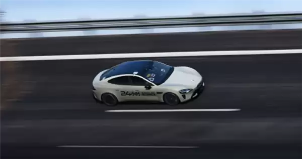 雷军：小米造车的初心 就是为驾驶者们造一辆梦想之车