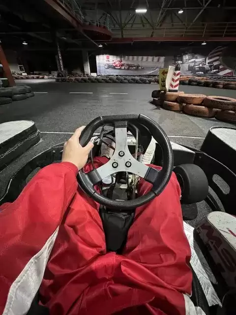 卡丁车方向盘灵敏度调节技巧与赛道适配策略