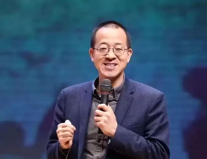 俞敏洪放狠话：随着AI升级，中国中小学老师，一大半不合格