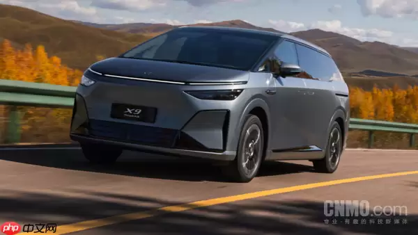 小鹏汽车官宣：1000座X9超级增程移动充电站正式上线