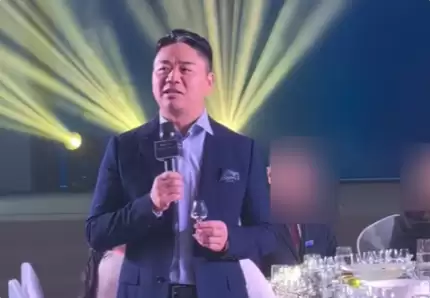 京东启动2026我给老家送年货活动,刘强东故乡光明村办AI乡村春晚