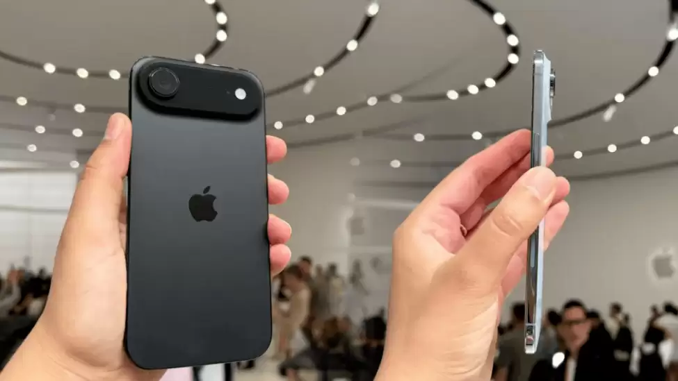 iPhone Air突降2500元 中国果粉不干了：喊话苹果退差价