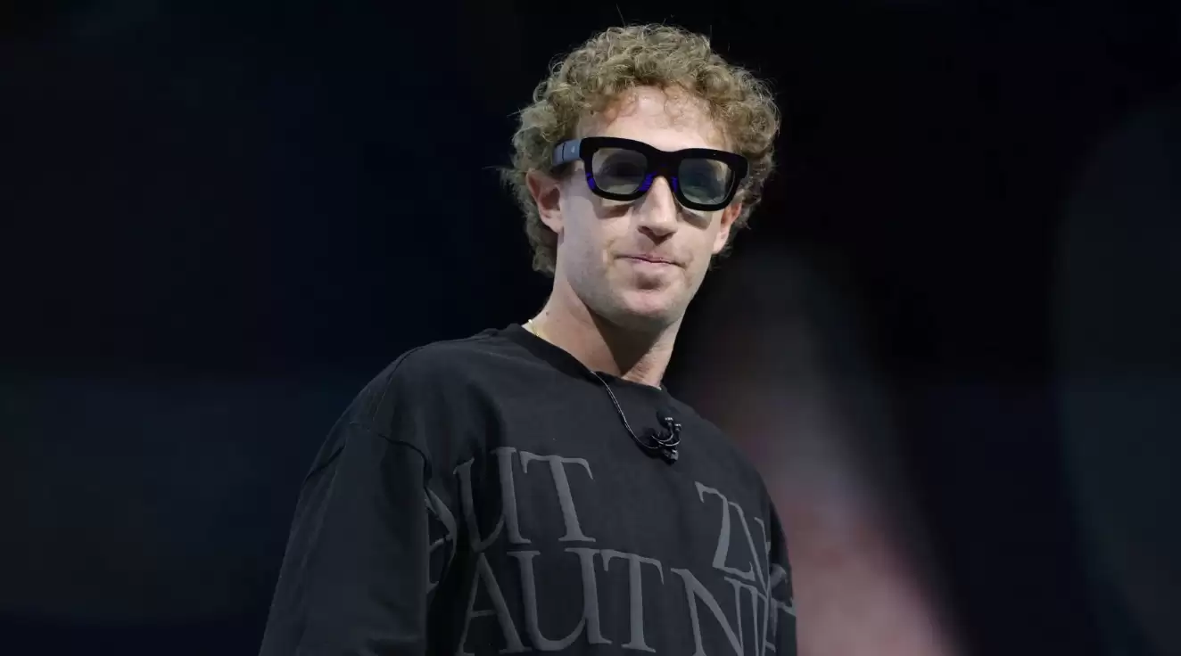 扎克伯格豪赌AI、抽身元宇宙，VR将迎来寒冬？