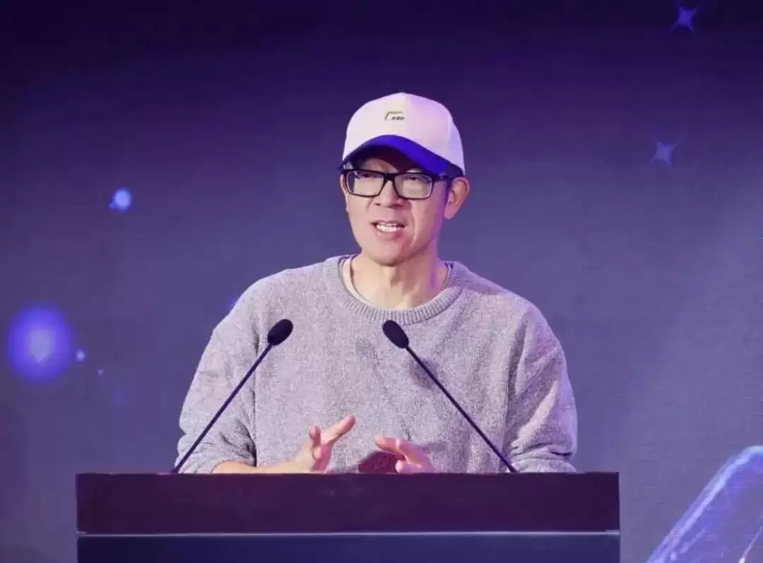 俞敏洪放狠话：随着AI升级，中国中小学老师，一大半不合格