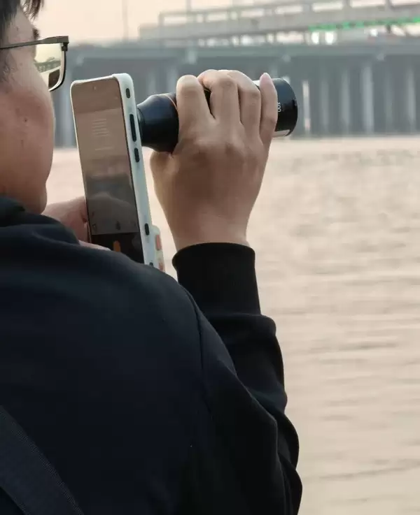 OPPO Find X9 Ultra曝光：300mm增焦距 四摄全焦段，3月发布