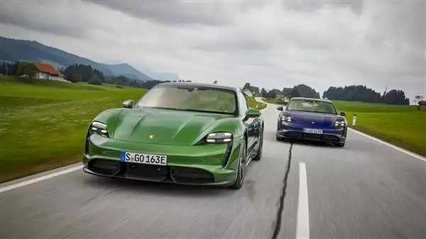 保时捷2025全球销量下滑但坚守豪华本质，中国残值与可靠性持续领跑