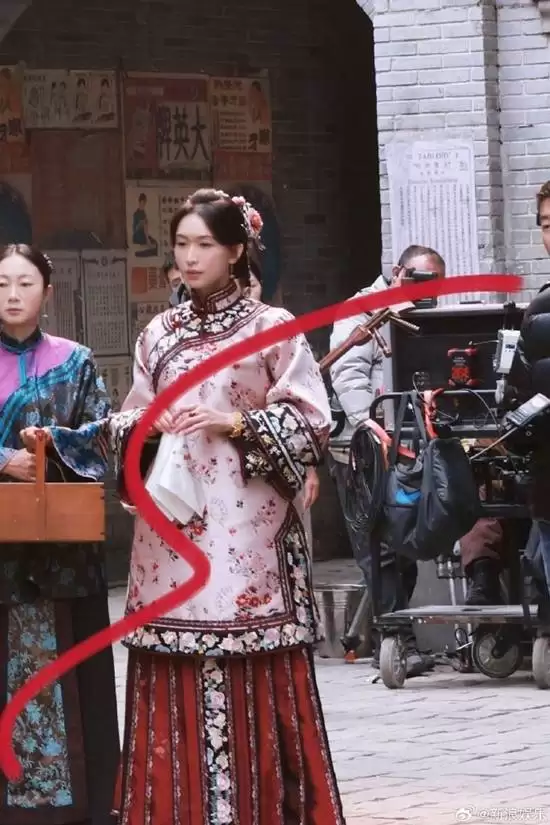 林志玲时隔8年复出拍戏 年近50网友直呼依旧少女感十足