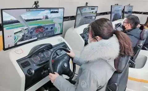 模拟驾驶四大维度精进法：调校、赛道、弯道与动态控车全解析