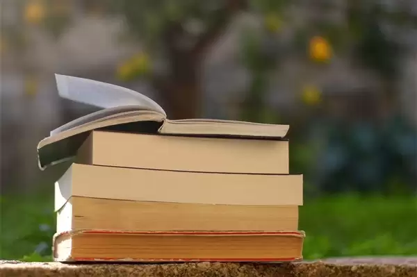 妈妈辅导作业崩溃:吞下整罐安眠药