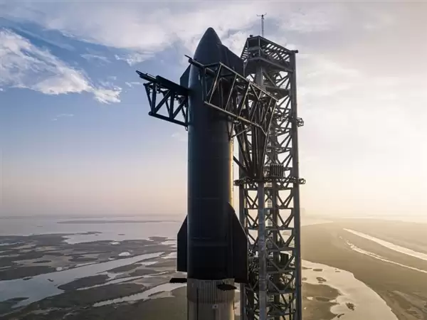 人类史上最强运载火箭!SpaceX星舰V3六周后首次发射测试