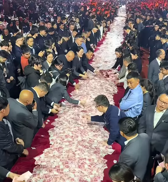 河南矿山出1元1枚 养鸡夫妻36万枚鸡蛋卖出36万元!