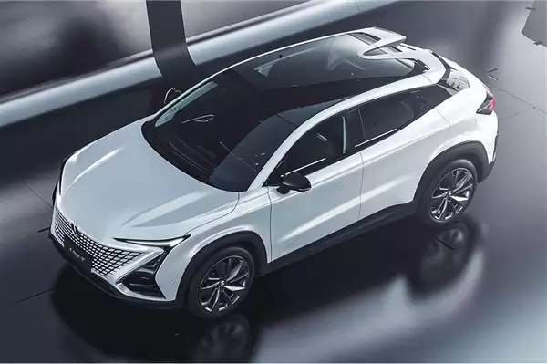 长安UNI-T车机中控屏触摸失灵！车主集体投诉：出了质保就坏