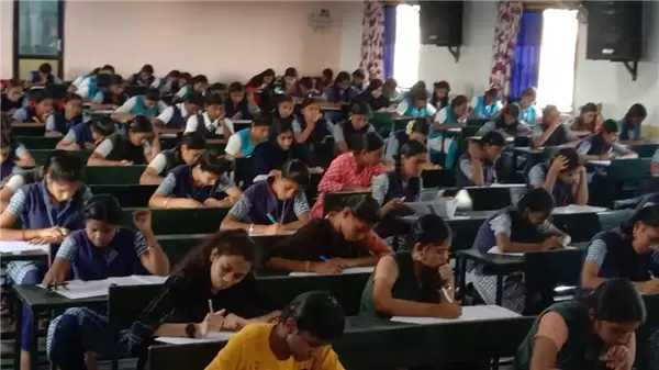 医学考试连考2次 印度狠人自切脚掌!只为用“残疾人”名额入学