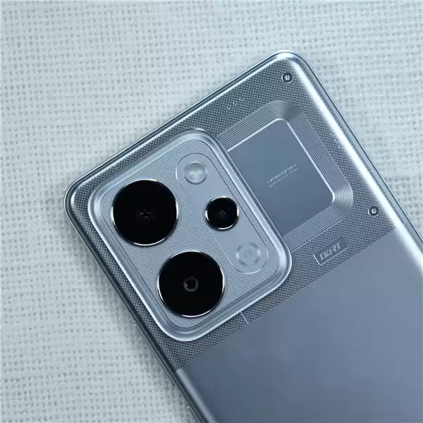 全球首款千元档万级电池手机来了！真我P4+Power发布：1960元起